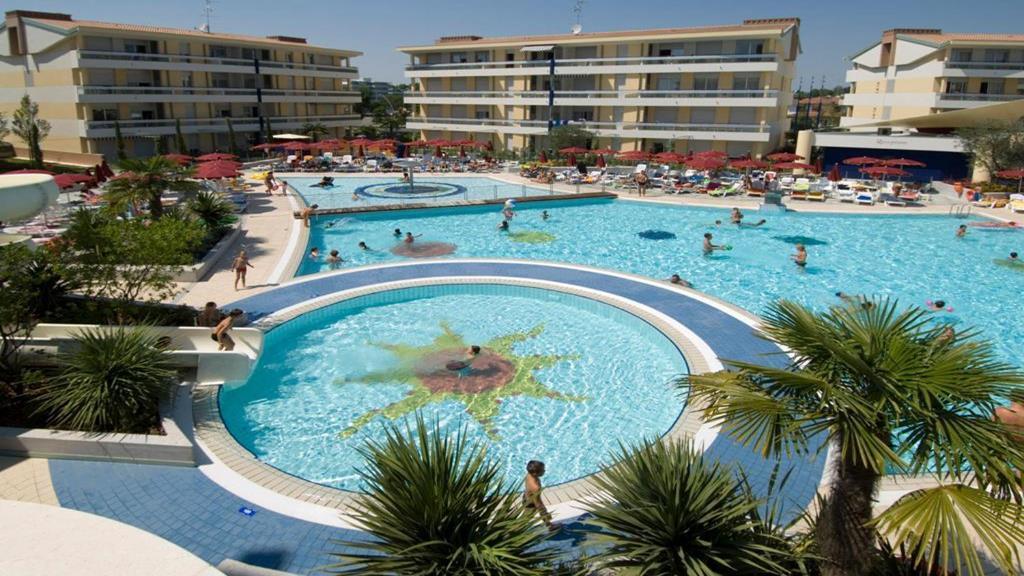 Villaggio Planetarium Resort Bibione Buitenkant foto
