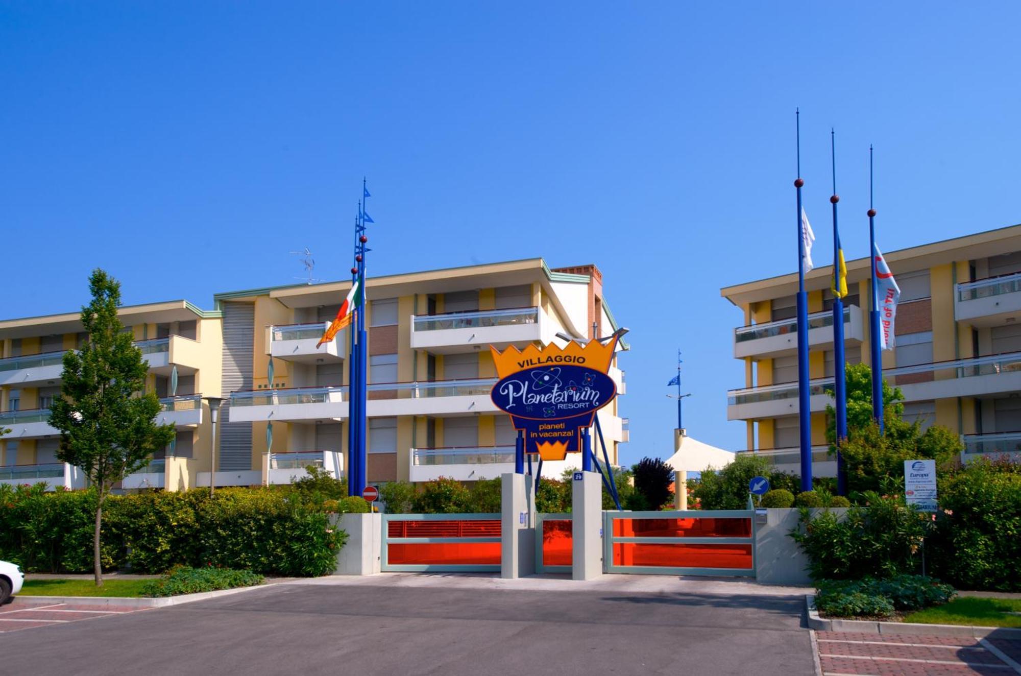 Villaggio Planetarium Resort Bibione Buitenkant foto